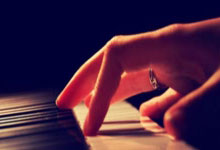 乐鱼leyu：WTT重庆冠军赛 王楚钦3比0火速晋级8强央视新闻客户端.